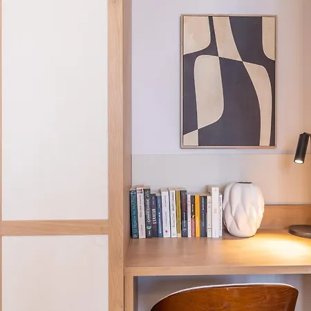 Quartier Libre Opera Aparthotel 5*