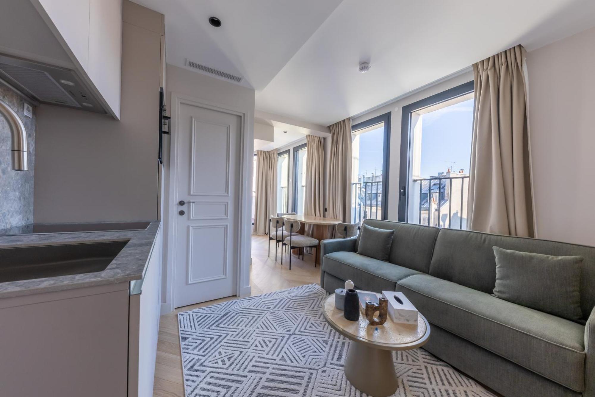 Quartier Libre Opera Aparthotel 5*