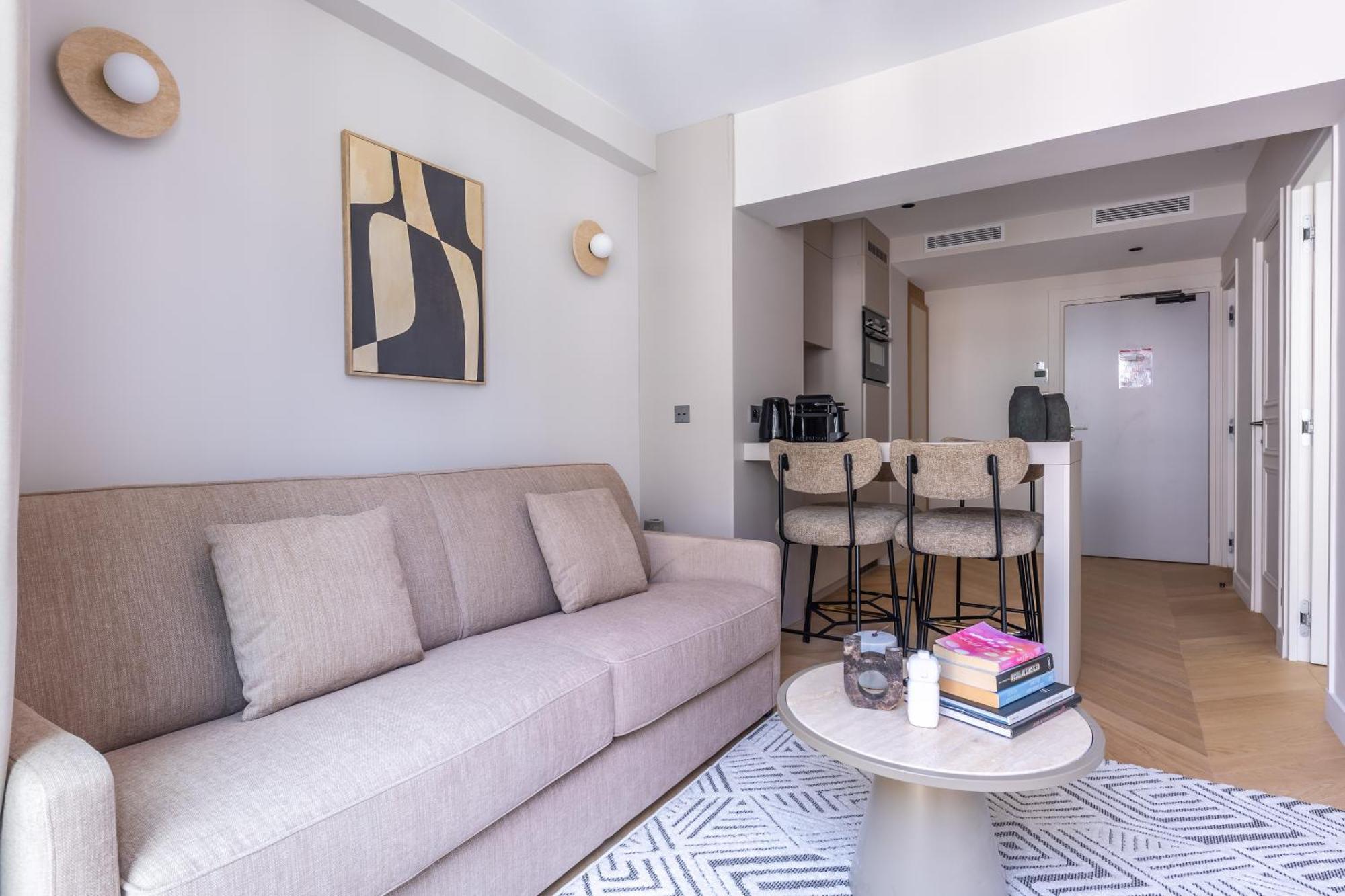 Quartier Libre Opera Aparthotel 5*